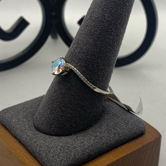 Fragrant Jewels Sterling Silver Ring w Aurora Borealas Crystal - Picture 3 of 13